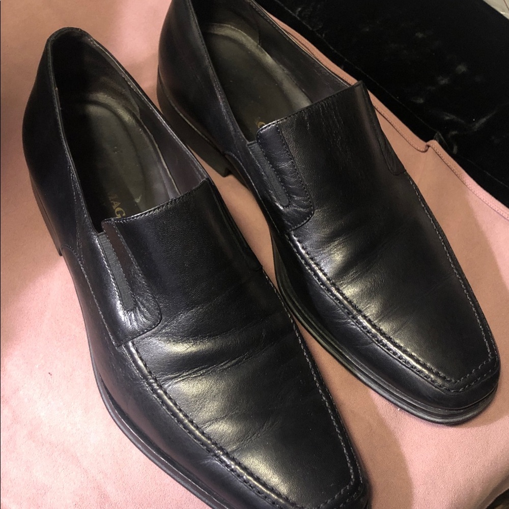 Bruno Magli MENS slip on leather shoes 12